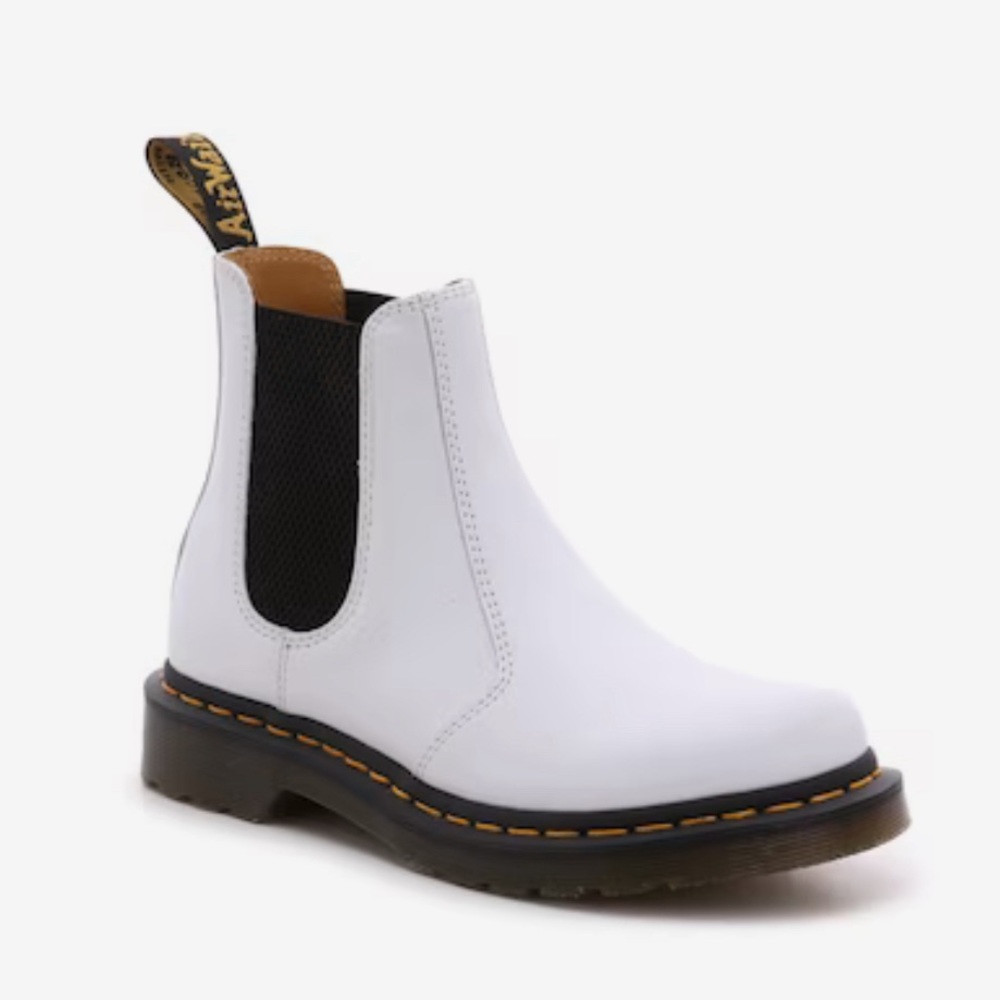 Dr. Martens Dorian Chelsea Boot